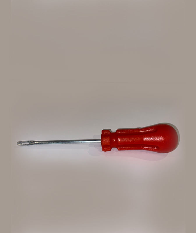 Short Insert Needle